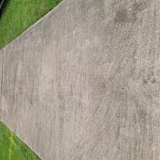 house-and-driveway-soft-wash-in-nederland-tx 1