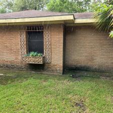 House Washing in Beaumont, TX 4